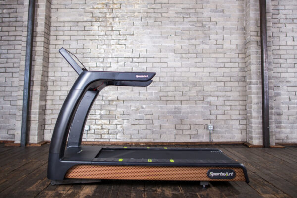 T676 Treadmill - Image 19