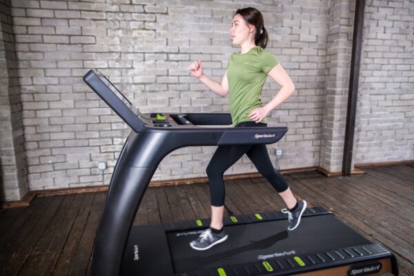 T676 Treadmill - Image 13