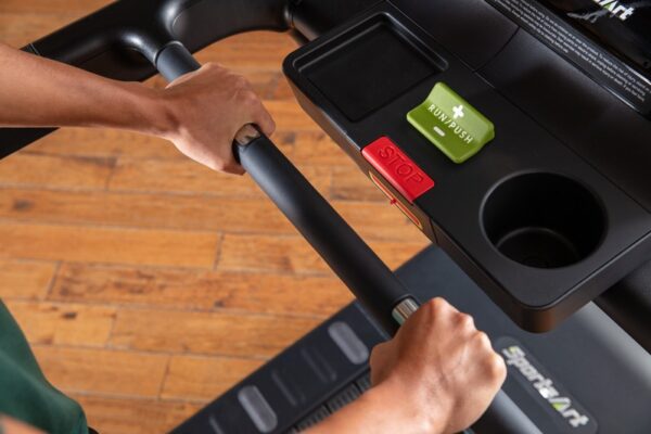 SportsArt G660 Treadmill - Image 4