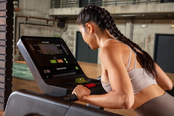 SportsArt G660 Treadmill - Image 2