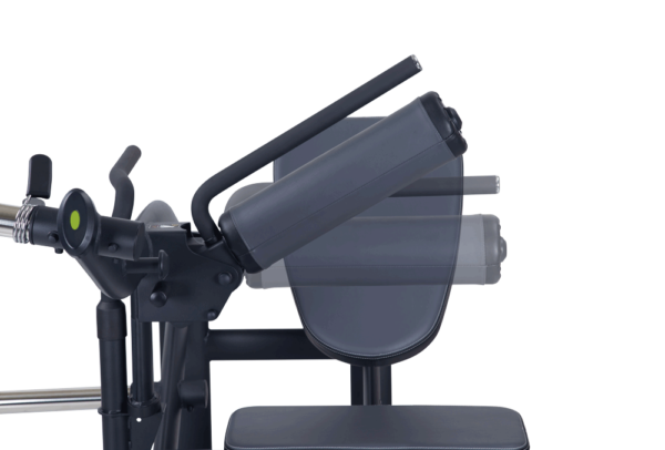 SportsArt A990 Glute Trainer - Image 3