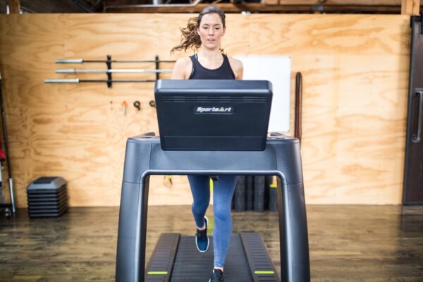 SportsArt G690 Verde Treadmill - Image 4