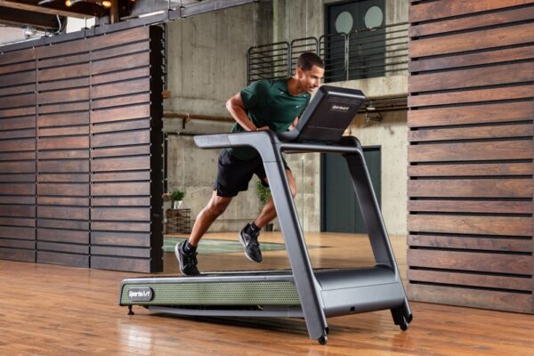 SportsArt G660 Treadmill - Image 13