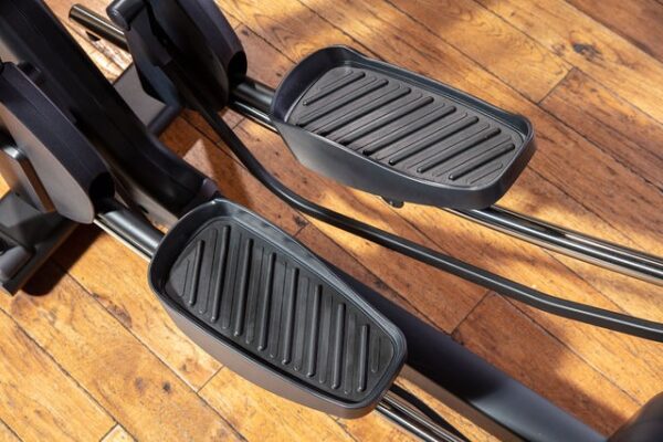 SportsArt G874 Elliptical - Image 9
